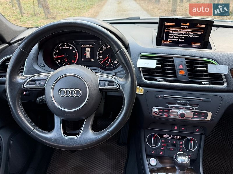 Позашляховик / Кросовер Audi Q3 2016 в Житомирі