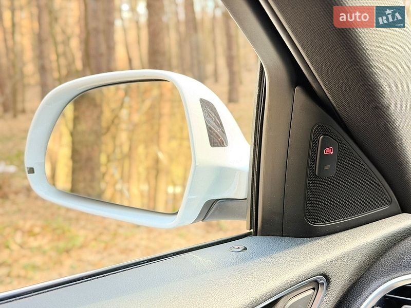 Позашляховик / Кросовер Audi Q3 2016 в Житомирі
