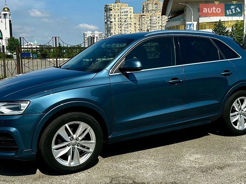 Позашляховик / Кросовер Audi Q3 2015 в Києві