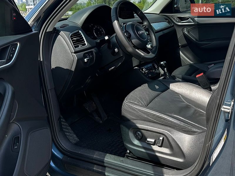 Позашляховик / Кросовер Audi Q3 2015 в Києві