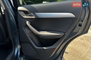 Позашляховик / Кросовер Audi Q3 2015 в Києві