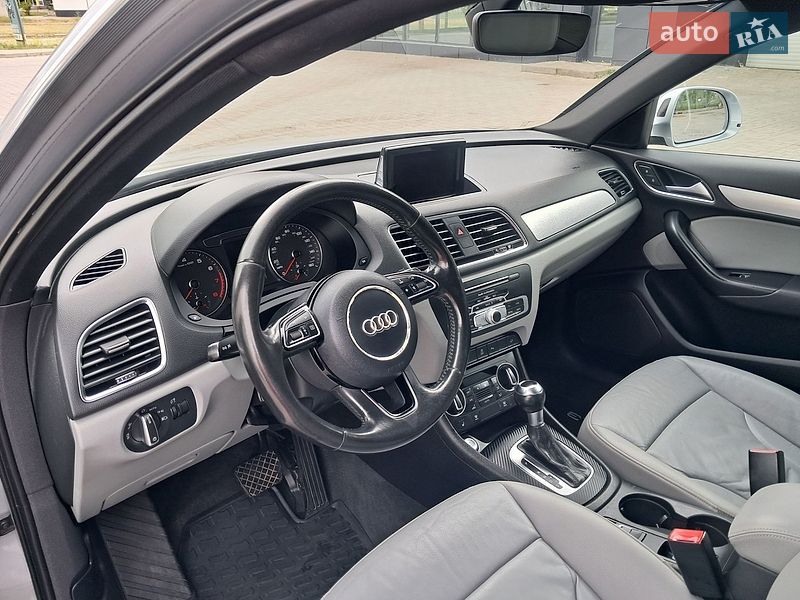 Позашляховик / Кросовер Audi Q3 2015 в Дніпрі фото 18 Позашляховик / Кросовер Audi Q3 2015 в Дніпрі