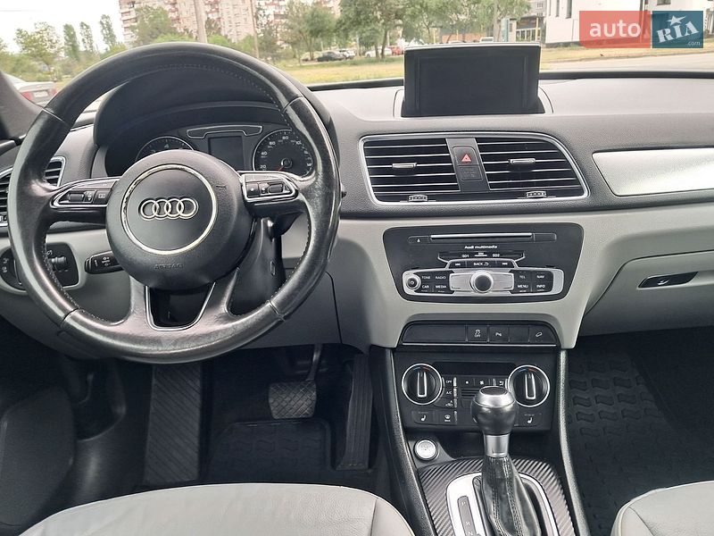 Позашляховик / Кросовер Audi Q3 2015 в Дніпрі фото 20 Позашляховик / Кросовер Audi Q3 2015 в Дніпрі