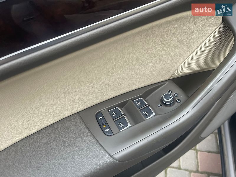 Внедорожник / Кроссовер Audi Q3 2013 в Николаеве