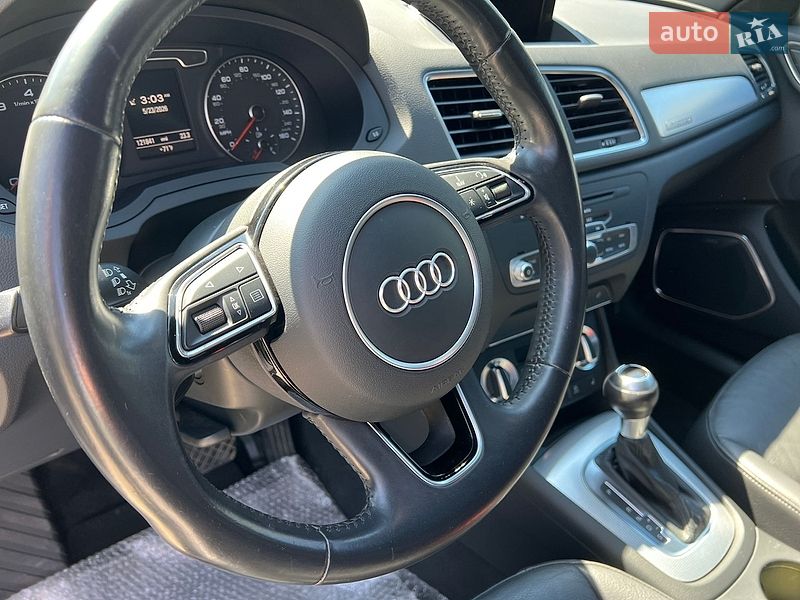 Внедорожник / Кроссовер Audi Q3 2015 в Виннице
