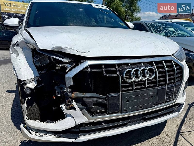 Audi Q3 2021