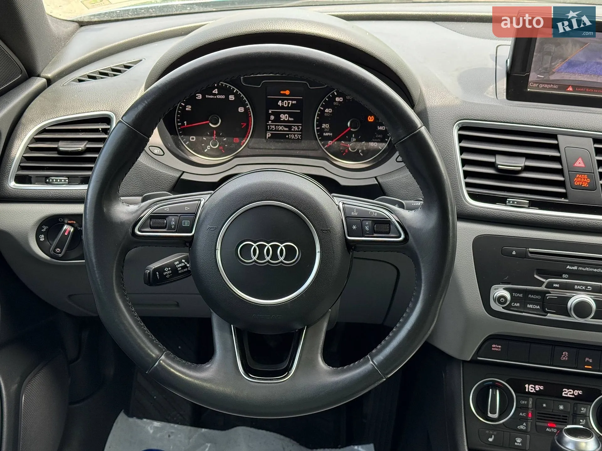 2017 Audi Q3 - мініатюра 17