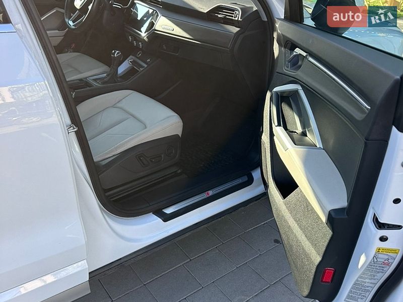Внедорожник / Кроссовер Audi Q3 2023 в Ивано-Франковске фото 13 Внедорожник / Кроссовер Audi Q3 2023 в Ивано-Франковске