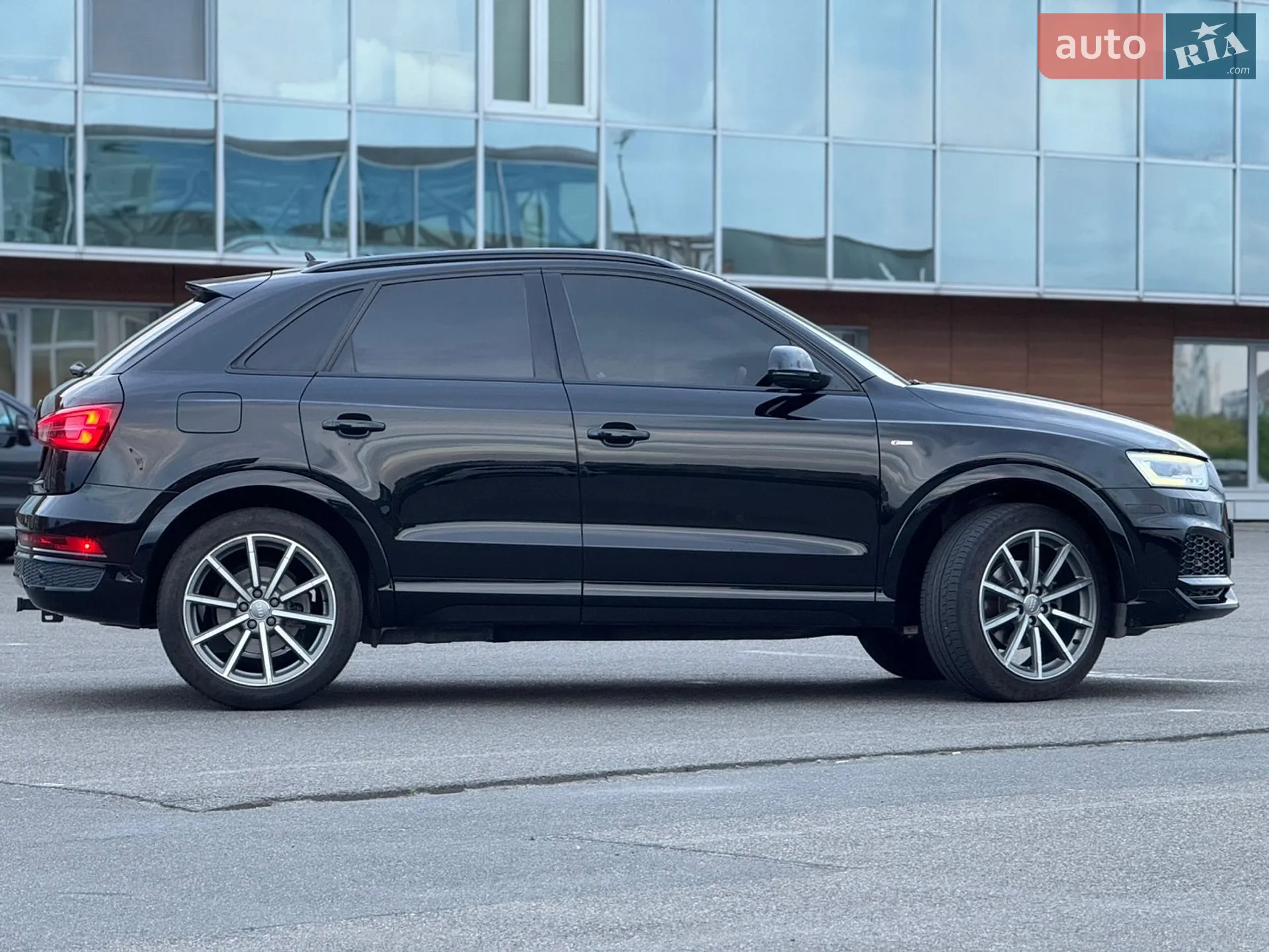 2018 Audi Q3 - мініатюра 12