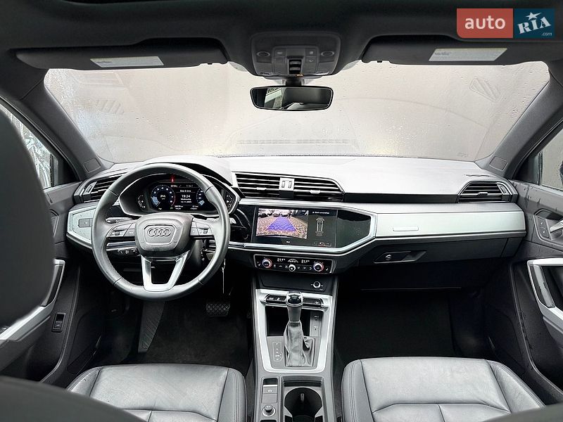 Позашляховик / Кросовер Audi Q3 2024 в Львові
