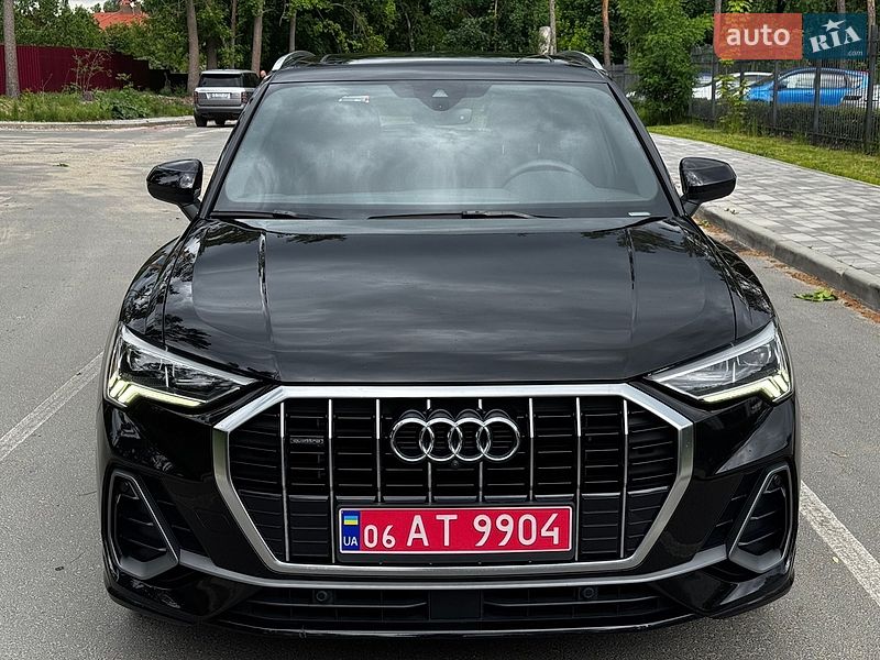 Позашляховик / Кросовер Audi Q3 2020 в Житомирі