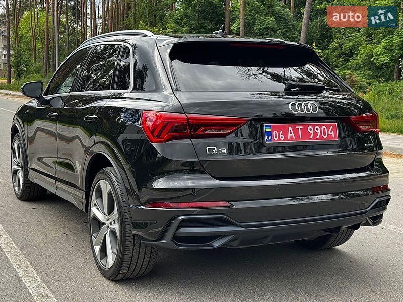 Позашляховик / Кросовер Audi Q3 2020 в Житомирі