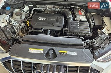 Внедорожник / Кроссовер Audi Q3 2019 в Виннице