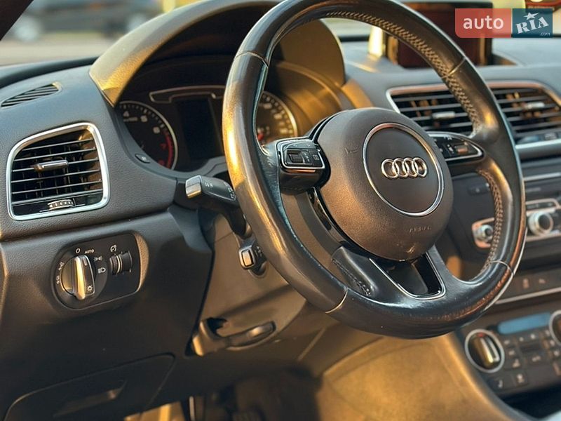 Позашляховик / Кросовер Audi Q3 2016 в Тернополі