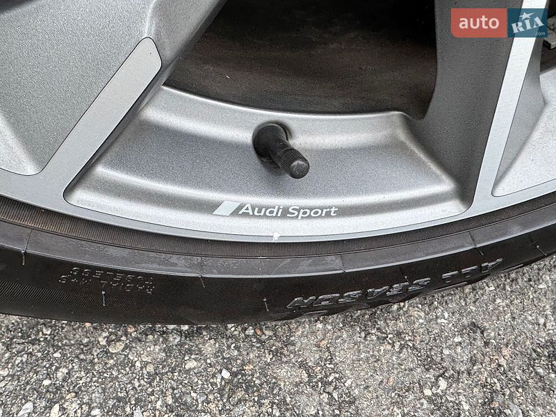 Позашляховик / Кросовер Audi Q3 2023 в Києві