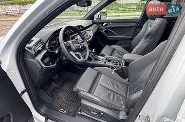 Позашляховик / Кросовер Audi Q3 2023 в Києві