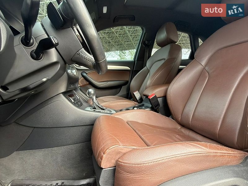 Внедорожник / Кроссовер Audi Q3 2017 в Львове