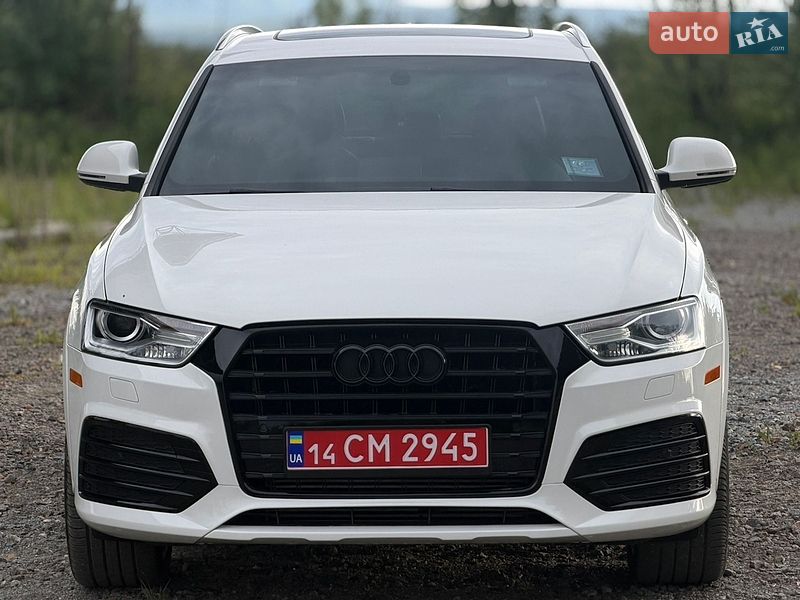 Внедорожник / Кроссовер Audi Q3 2017 в Львове