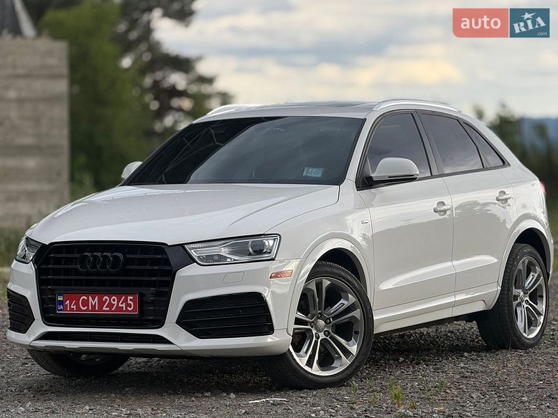 Внедорожник / Кроссовер Audi Q3 2017 в Львове