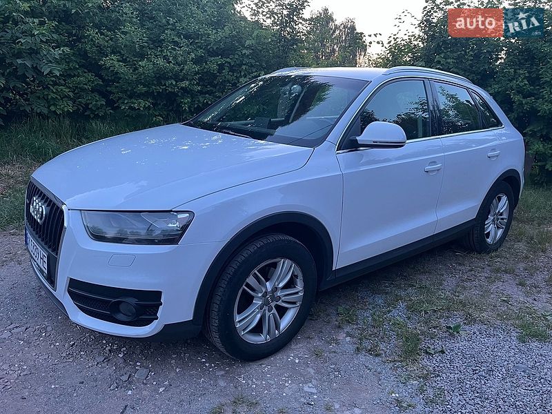 Внедорожник / Кроссовер Audi Q3 2011 в Ровно