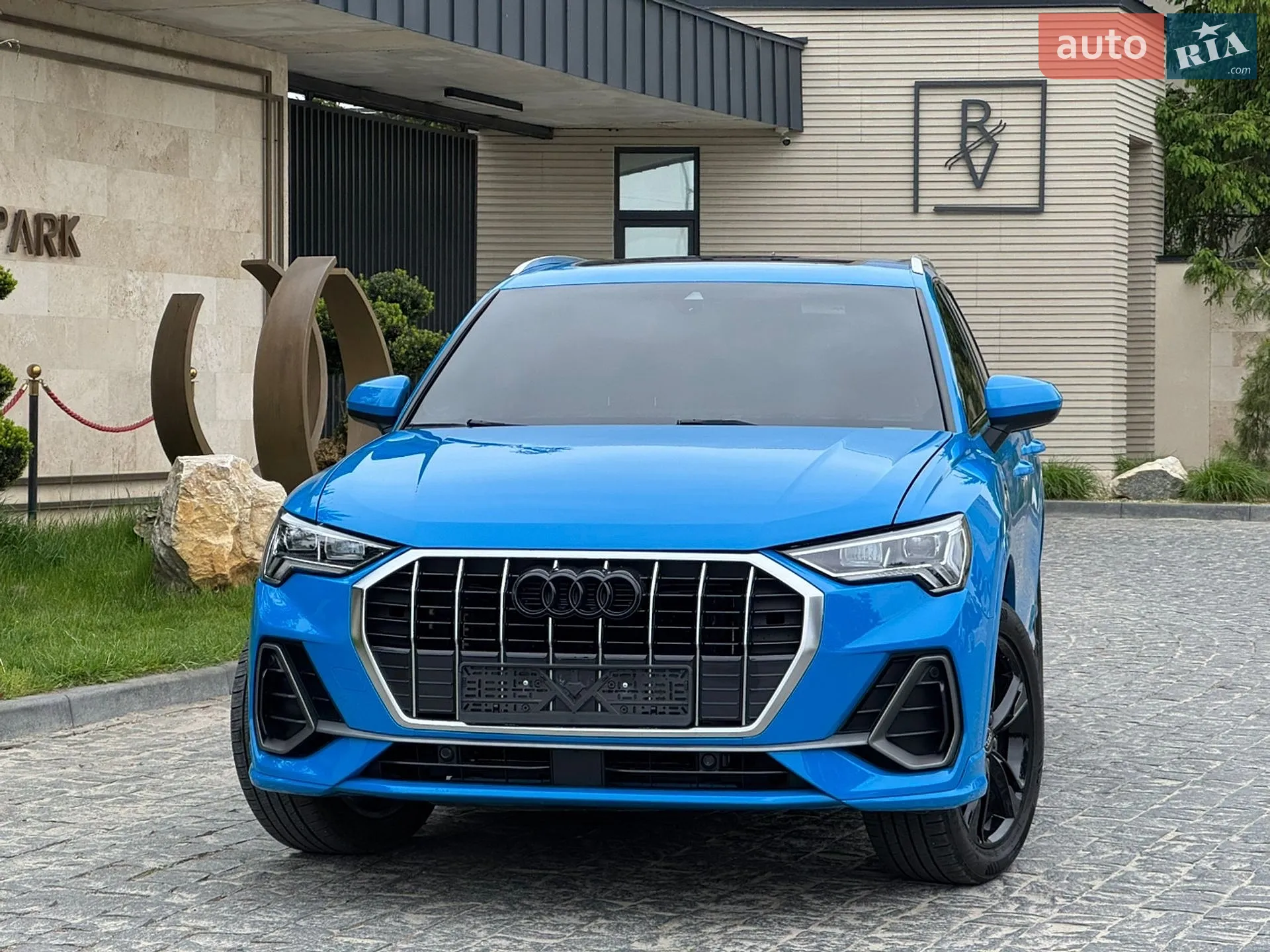 2019 Audi Q3 - мініатюра 3