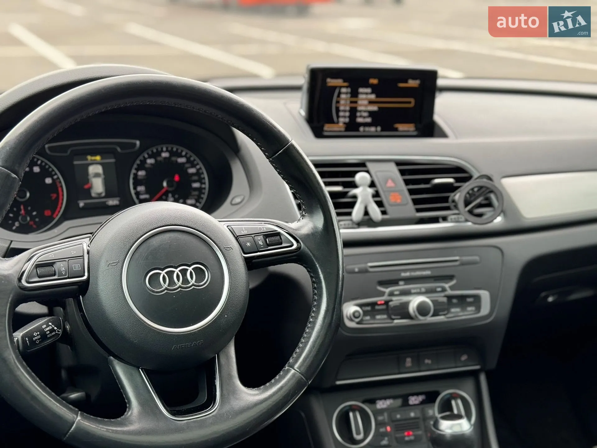 2017 Audi Q3 - мініатюра 31
