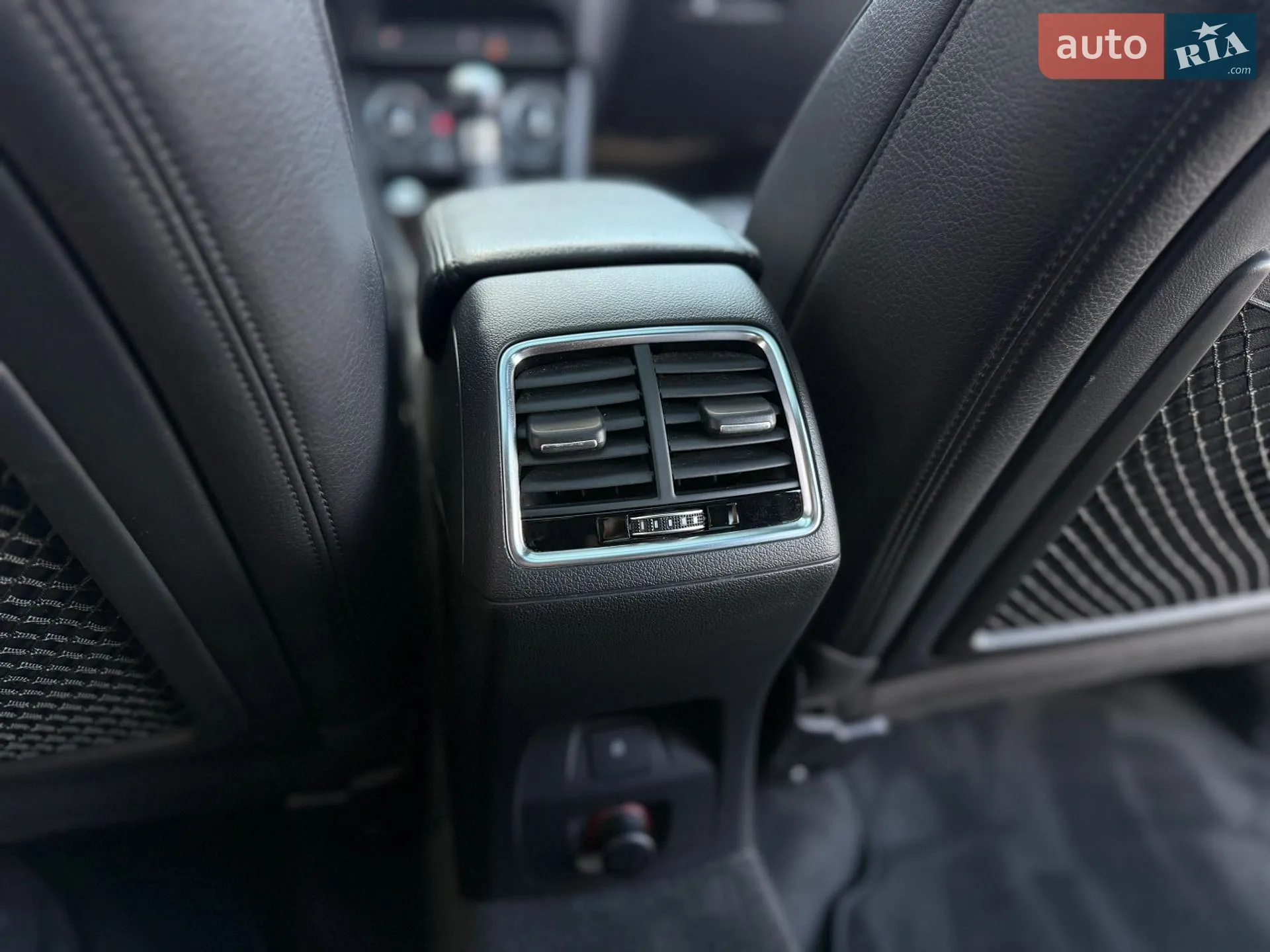 2016 Audi Q3 - мініатюра 47