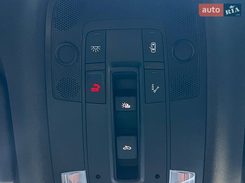 Внедорожник / Кроссовер Audi Q3 2022 в Хмельницком