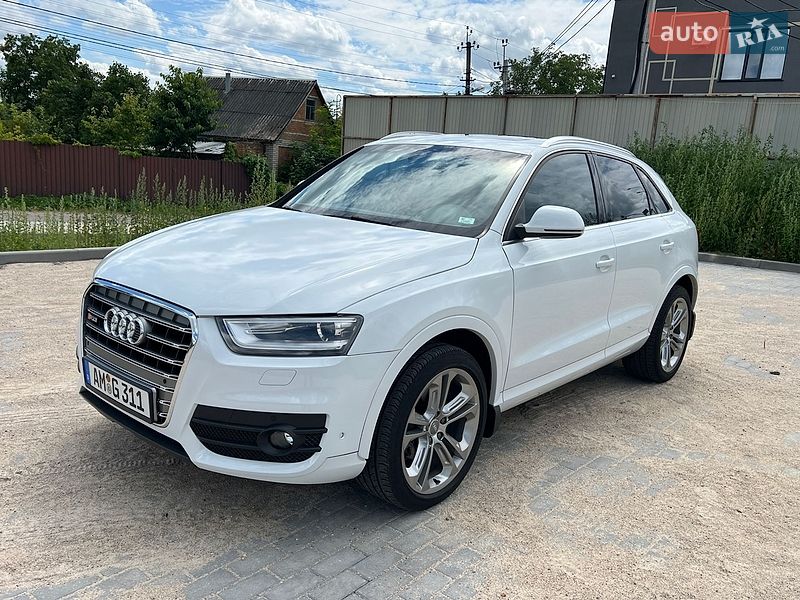 Внедорожник / Кроссовер Audi Q3 2015 в Виннице