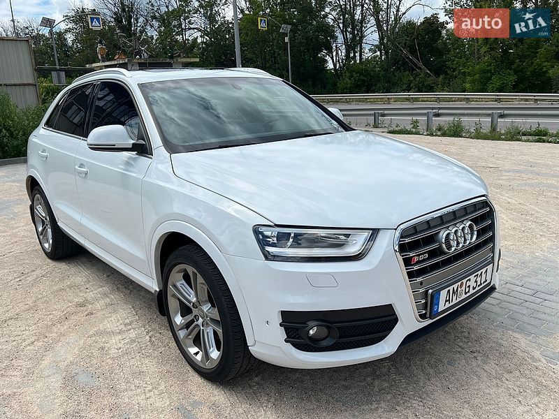 Внедорожник / Кроссовер Audi Q3 2015 в Виннице
