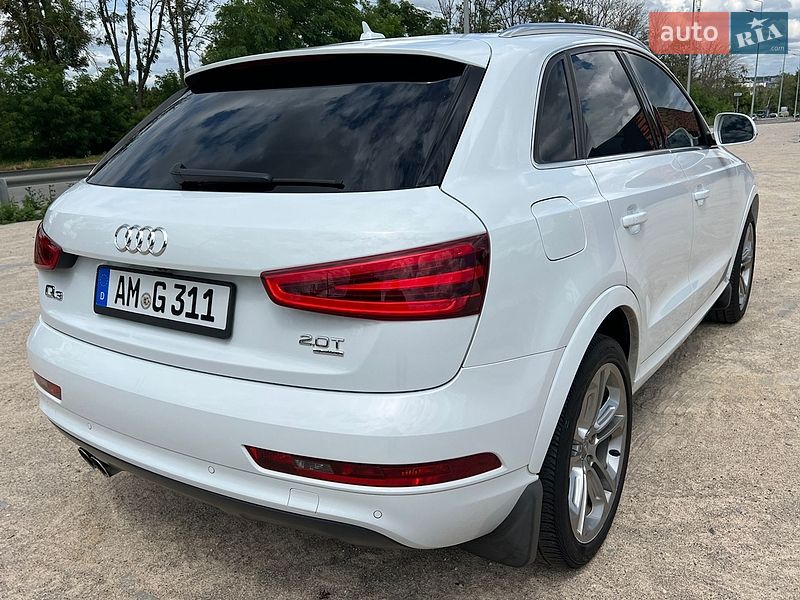 Внедорожник / Кроссовер Audi Q3 2015 в Виннице