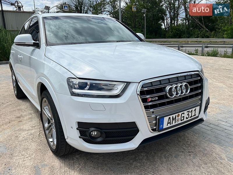 Внедорожник / Кроссовер Audi Q3 2015 в Виннице