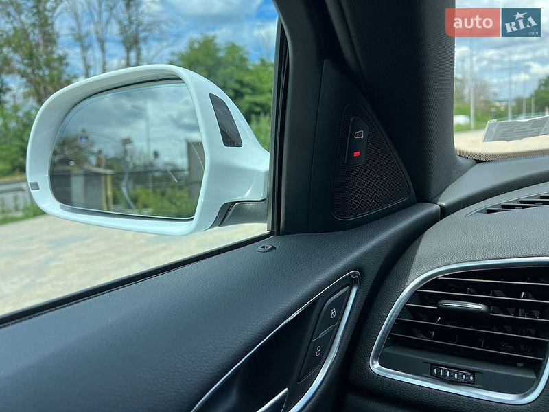 Внедорожник / Кроссовер Audi Q3 2015 в Виннице