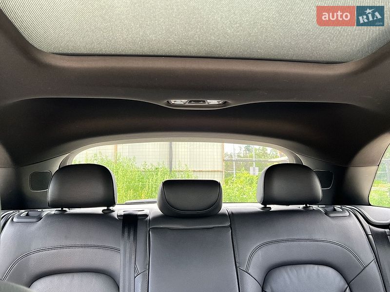 Внедорожник / Кроссовер Audi Q3 2015 в Виннице