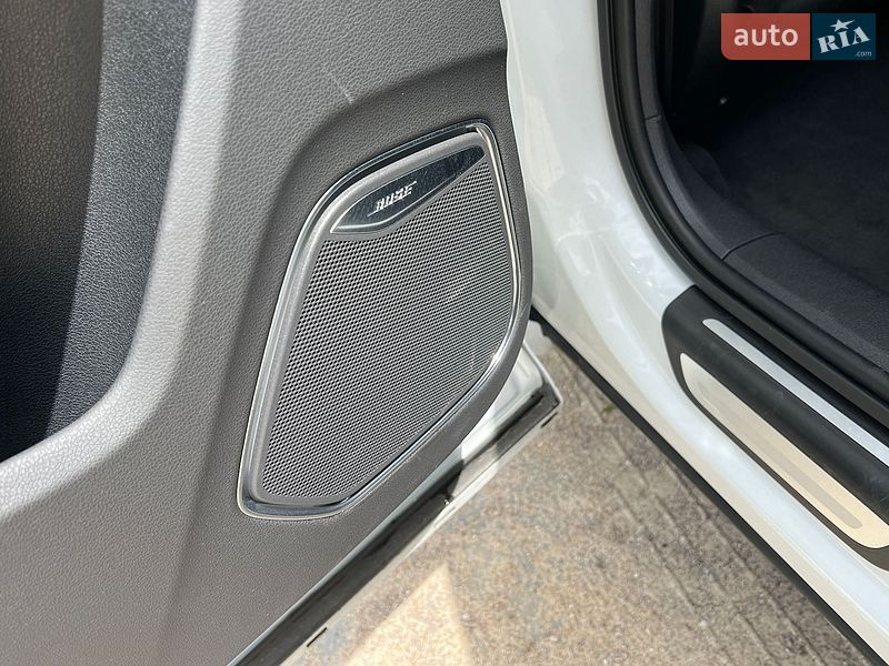 Внедорожник / Кроссовер Audi Q3 2015 в Виннице
