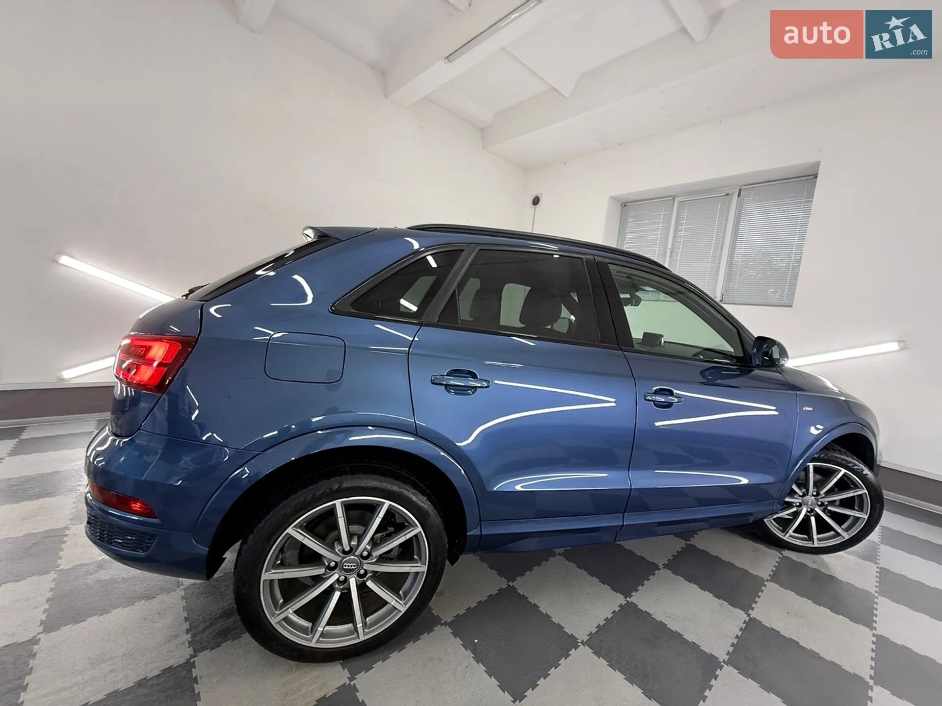 2017 Audi Q3 - мініатюра 18
