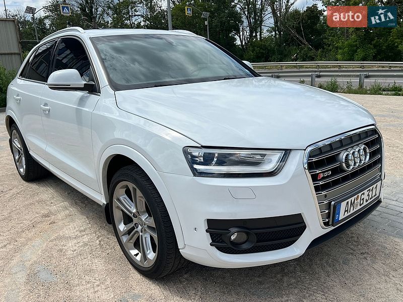 Внедорожник / Кроссовер Audi Q3 2015 в Виннице