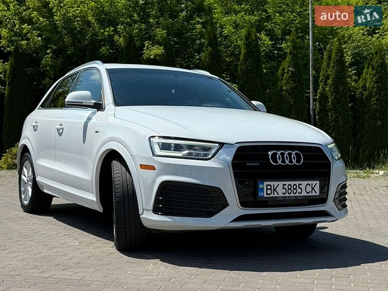 Внедорожник / Кроссовер Audi Q3 2016 в Ровно