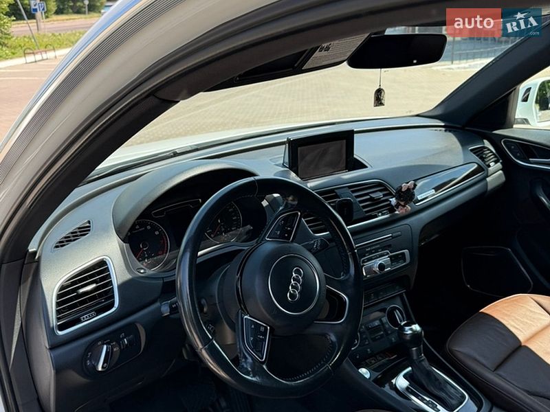 Внедорожник / Кроссовер Audi Q3 2016 в Ровно