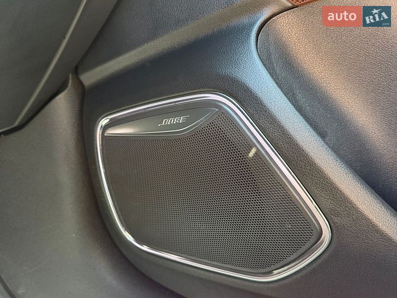 Внедорожник / Кроссовер Audi Q3 2016 в Ровно