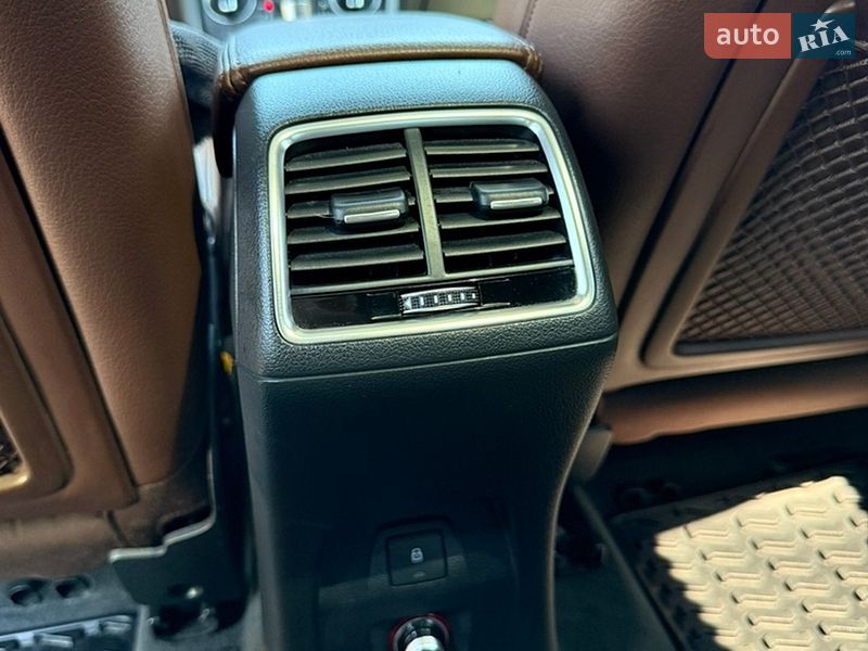 Внедорожник / Кроссовер Audi Q3 2016 в Ровно