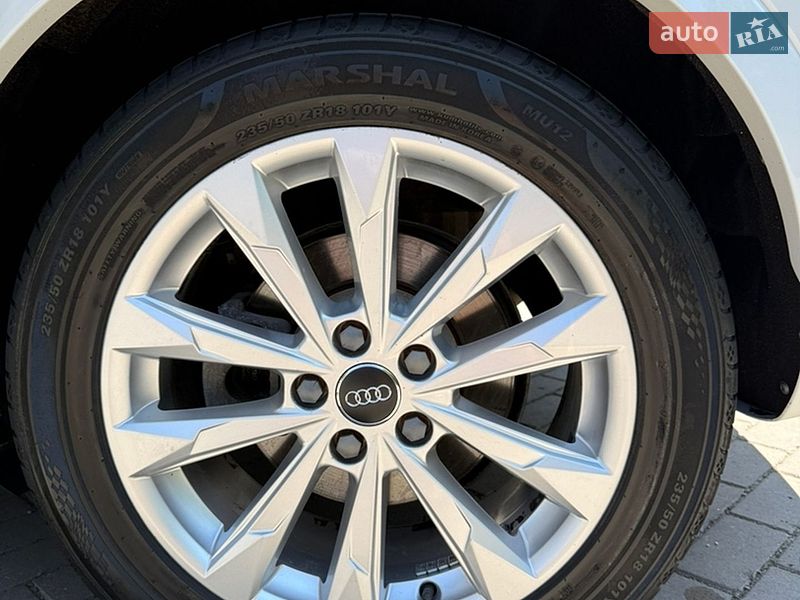 Внедорожник / Кроссовер Audi Q3 2016 в Ровно