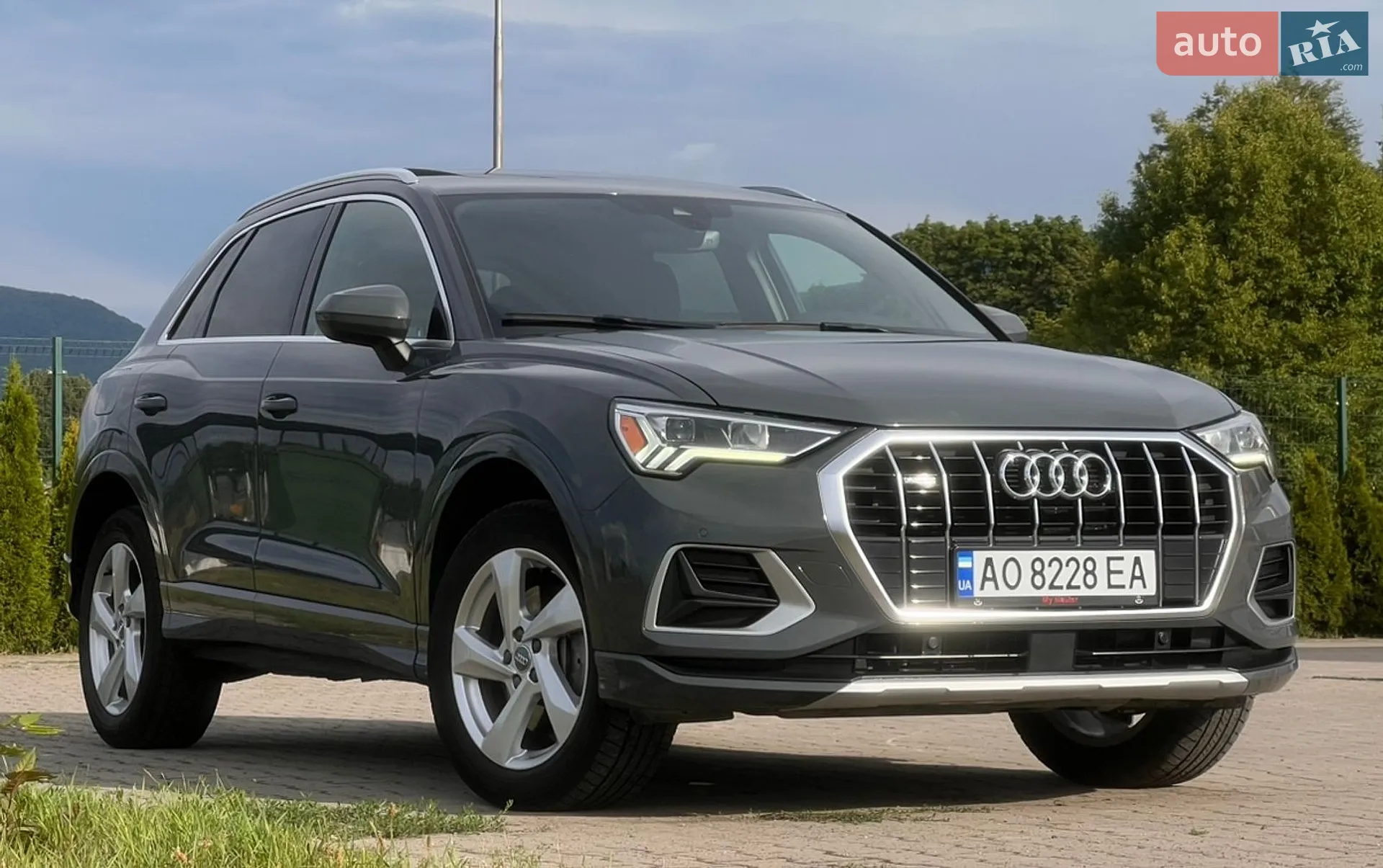 2019 Audi Q3 - мініатюра 2