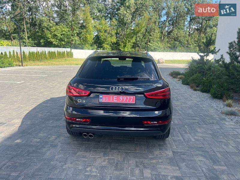 Позашляховик / Кросовер Audi Q3 2015 в Луцьку