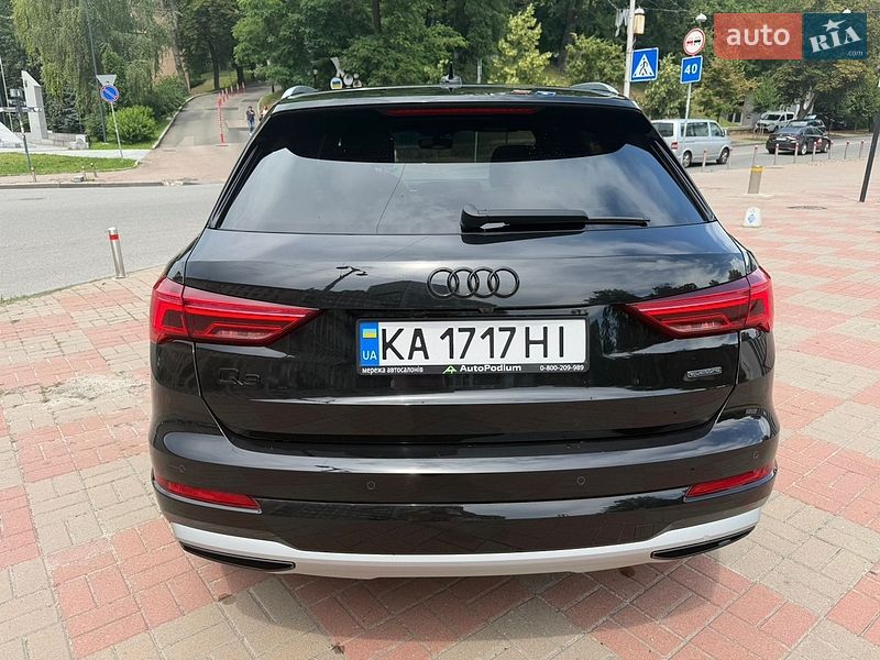 Позашляховик / Кросовер Audi Q3 2020 в Києві