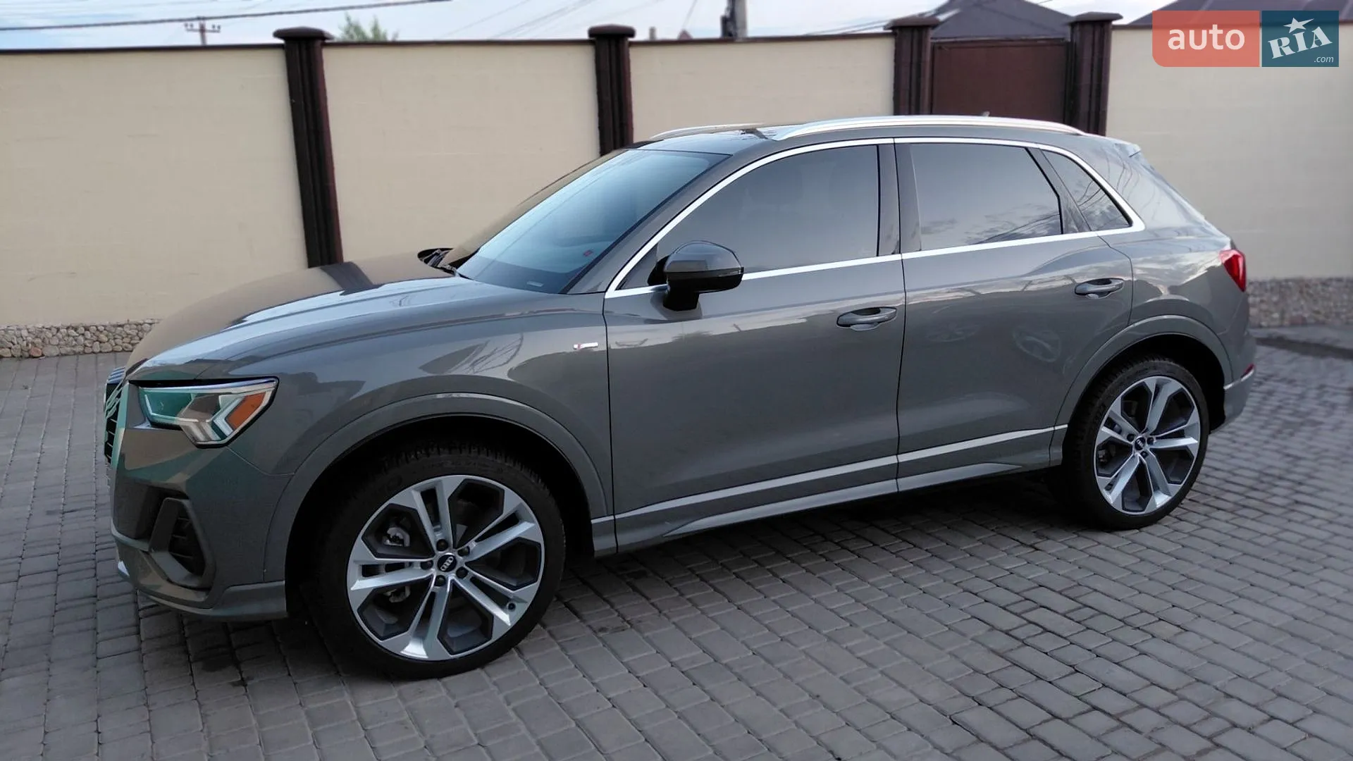 2019 Audi Q3 - мініатюра 2