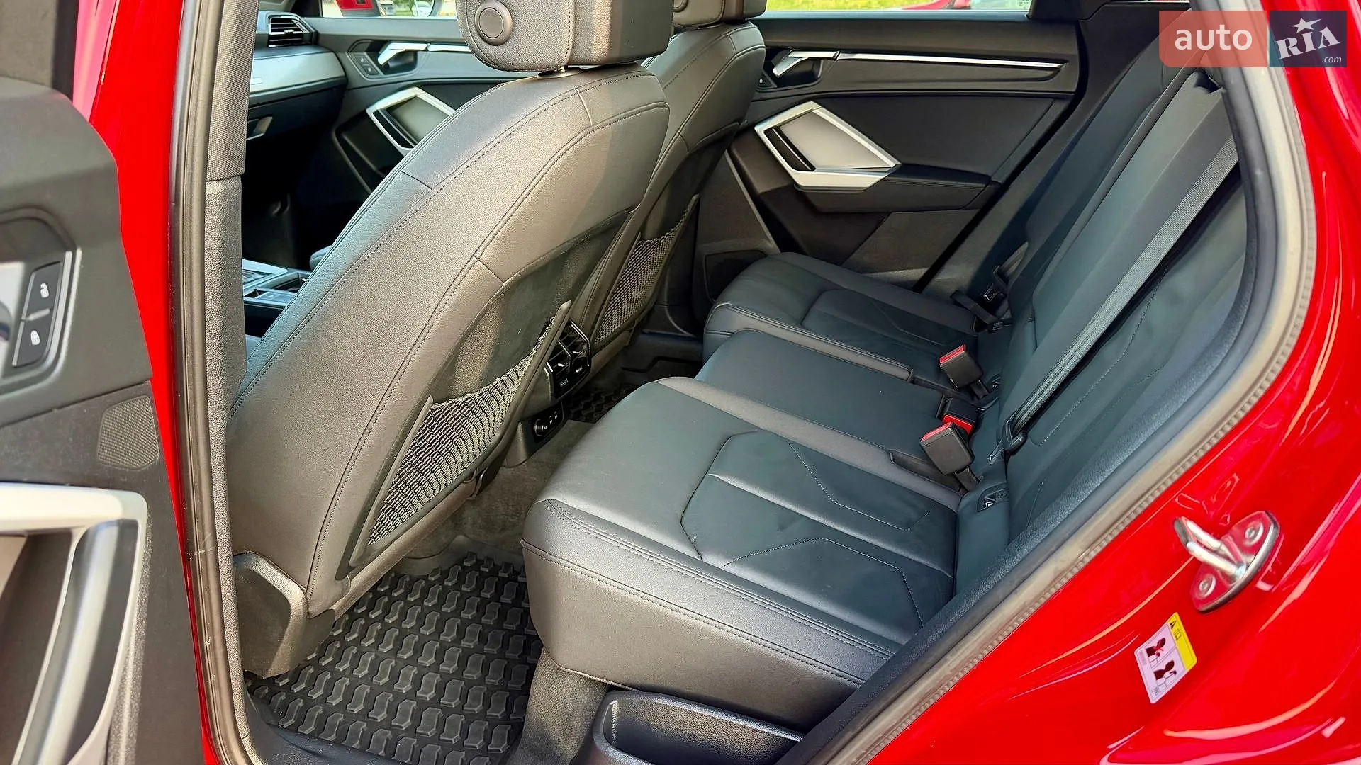 2021 Audi Q3 - мініатюра 18