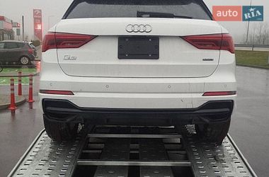 Внедорожник / Кроссовер Audi Q3 2020 в Киеве