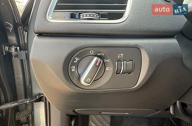 Позашляховик / Кросовер Audi Q3 2015 в Ужгороді