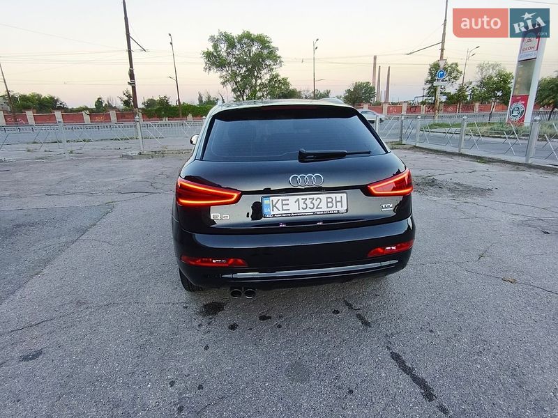 Внедорожник / Кроссовер Audi Q3 2013 в Днепре